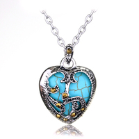 Collier Cœur Creux Filigrane Incrusté de Turquoise Synthétique et Pierre Noire, Pendentif Bicolore en Argent pour Femme, Cadeau Bijou