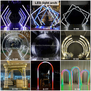 Arco de Boda Metálico Geométrico LEDA con Luz LED, Decoración de Entrada para Eventos y Fiestas, Soporte de Fondo Luminoso - Product Image 5
