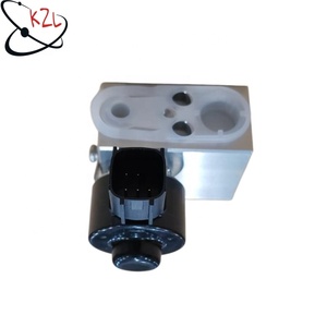 Valvola di Espansione Elettronica AC per Auto Elettriche MEHM 816200A per Ricambi Pompa di Calore BYD Song - Product Image 3