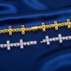 Colar de Joias Finas da Moda Cravejado com Moissanite e Diamantes, Prata Esterlina 925, 6mm, Corrente Tennis com Cruz - Product Image 3
