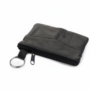 Portachiavi in pelle nera con cerniera e anello per chiavi e piccoli oggetti - Product Image 2