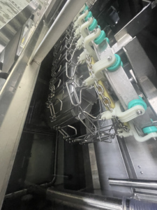 Ligne de Découpe de Poulets Automatisée à Petite Échelle, Ligne Modulaire de Traitement des Poulets et Équipement de Transformation de la Viande - Product Image 6