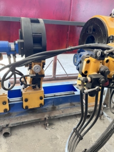 Équipement de coupe de filetage pour tubes pétroliers destiné au traitement des tuyaux de champs pétrolifères - Product Image 2