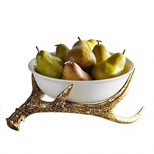Bol en aluminium décoratif pour fruits, avec support en forme de bois de cerf, vaisselle moderne et écologique pour restaurant et hôtel - Product Image 1