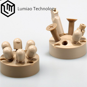 Pièces usinées CNC PEEK de Lumiao Technology, composants de précision avec une tolérance de 0,01 mm pour applications personnalisées - Product Image 2