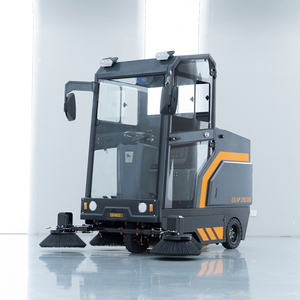 New Chancee CG-SP 190/180 Ride-On Self-Propelled <b>Floor</b> & Road <b>Clean</b> With 48V Battery <b>Floor</b> Sweeper - Product Image 5