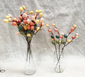 다채로운 부활절 달걀 나무 가지 실내 꽃병 장식