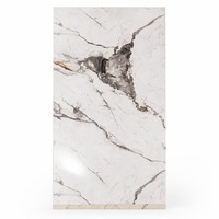 Panneau de fond en marbre européen PVC avec revêtement UV, imprimé veiné, brillant, imperméable, à face plate et bords carrés, pour usage hôtelier et domestique