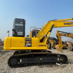 Excavatrice d'<span class=keywords><strong>occasion</strong></span> Komatsu PC240LC, faible nombre d'heures, prête à être expédiée - Product Image 2