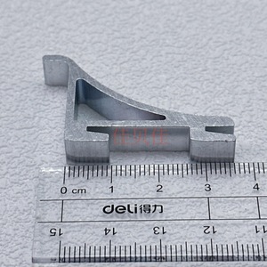Gancho de exhibición de aluminio de 150 mm para montaje en gabinete, duradero, para refrigerador, congelador, gabinete de bebidas - Product Image 3