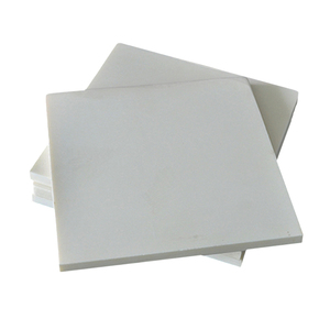 Plaque de fixation en céramique d'alumine d'oxyde d'aluminium 99% 96% <span class=keywords><strong>Al2o3</strong></span> résistante à l'usure pour les cathodes et les électrolytes de frittage