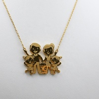 Collier de pendentifs à breloques familiales en acier inoxydable plaqué or 18 carats personnalisé Pendentif de chien en zircon de style classique pour mauvaise maman garçon fille