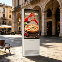 32 inç IP66 3000nit Su Geçirmez Ultra İnce Dış Mekan Ayaklı Totem Dijital Tabela Kiosku, Central Park İş Caddesi için