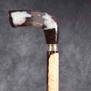 ปรับปรุงสมดุลและความมั่นใจในการเดินด้วยไม้เท้าทำจากเรซินและไม้ ดีไซน์ตามหลักสรีรศาสตร์ - Product Image 4