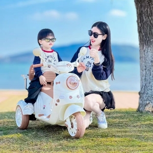 دراجات نارية كهربائية ثلاثية العجلات للأطفال من <span class=keywords><strong>2</strong></span> إلى 4 سنوات، سيارة ألعاب بلاستيكية جديدة تعمل بالبطارية للأطفال - Product Image 5