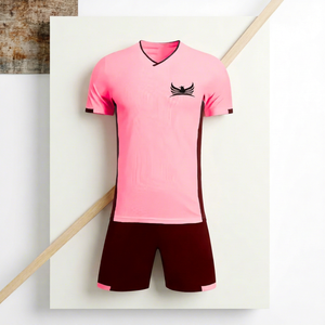 Ensemble maillot et short de football pour enfants, logo personnalisé, uniforme de football pour jeunes, kit de football junior, fabricant et exportateur d'équipements d'équipe, personnalisation de marque - Product Image 1