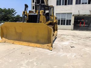 รถดันดิน CAT D8R มือสองสภาพดี พร้อมอุปกรณ์ริปเปอร์ สำหรับงานเคลื่อนย้ายดินในเหมืองหิน - Product Image 6