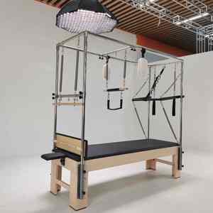 <span class=keywords><strong>Alice</strong></span> Body Balance Reformers <span class=keywords><strong>Yoga</strong></span> Bed Pilates Half Tower Wood Color Maple Wood Aluminum Alloy Reformer Machine - Product Image 3