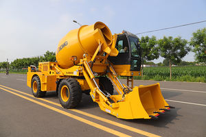XCMG resmi diri mendorong beton <span class=keywords><strong>Mixer</strong></span> 2.6m3 Mini <span class=keywords><strong>Self</strong></span> <span class=keywords><strong>Loader</strong></span> beton <span class=keywords><strong>Mixer</strong></span> Harga untuk dijual - Product Image 3