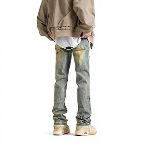 Vaqueros de mezclilla de pierna recta estilo streetwear con detalle de cruz bordada, algodón lavado a la piedra de peso medio, corte ajustado para hombre, estilo otoñal - Product Image 1