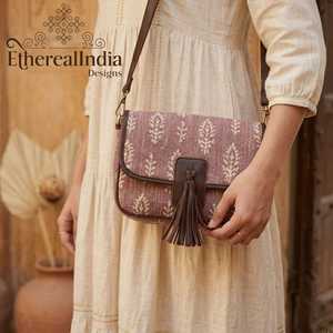Bolso Bandolera Floral Hecho a Mano, Bolso Cruzado de Algodón con Estampado de Bloques, Bolso Pequeño de Cuero Vegano Estilo Boho Étnico - Product Image 4