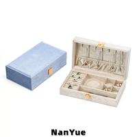 Boîte à bijoux en velours avec serrure, organisateur de rangement rectangulaire à couvercle rabattable pour bagues, colliers, boucles d'oreilles, bracelets, présentoir, logo personnalisé