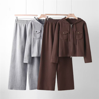 Ensemble 2 pièces tricoté pour femme : sweat à capuche zippé et pantalon large – Tenue décontractée, style Normcore, sportswear, loungewear – Vente en gros OEM/ODM – Survêtement tricoté