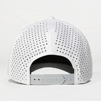 Casquette de baseball personnalisée de haute qualité, chapeaux de golf imperméables, casquette de camionneur perforée en tissu sergé de polyester, casquette en maille découpée au laser