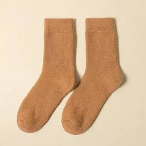Meias de caminhada de lã de alpaca personalizadas meias quentes de terry masculinas mistura térmica grossa de merino meias de acampamento