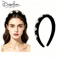 Nouveau serre-tête en velours noir, orné de perles cousues à la main, élégant et durable, style petite fragrance, pour un look raffiné et tendance.