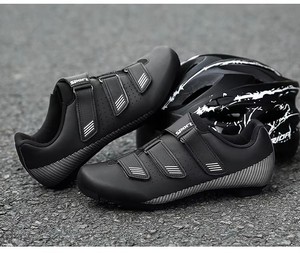 Chaussures de cyclisme multi-usages pour vélo de route, VTT, triathlon, semelle rigide en carbone, respirantes, fabriquées en usine. - Product Image 6