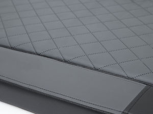 Hochwertiges großes Hunde bett Sofa Gemütliches Haustier bett Unübertroffener Komfort Soft Neck Polster Schwamm Wasserdichtes Leder Luxus Hunde betten - Product Image 5