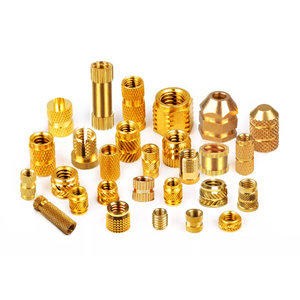 Đai Ốc Chèn Bằng Đồng Có Khía Ép Phun Có Ren Bằng Đồng Làm Nóng Theo Yêu Cầu Dongguan - Product Image 1