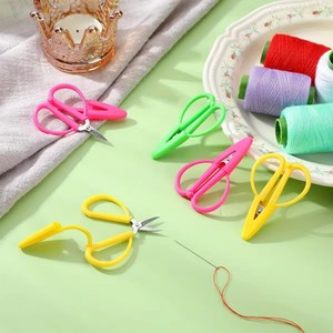 Mini Du Lịch Kéo cho sinh viên đầy màu sắc nhỏ thêu thủ công kéo với mịn lưỡi thép không gỉ và nhựa xử lý - Product Image 2