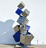 Ornements de jardin extérieurs abstraits en acier inoxydable, cubes métalliques soudés empilables personnalisés, peints et polis miroir, pour l'art moderne