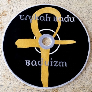 Alfombra Circular Personalizada con Diseño de Disco de Juego, Alfombra Redonda Hecha a Mano con Logotipo - Product Image 2