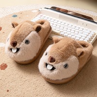Nouvelle Arrivée - Chaussons Doux et Confortables en Peluche, Motif Écureuil Mignon, pour Intérieur et Extérieur, Chauds et Douillettes pour l'Hiver - Cadeau Idéal pour Femmes, Hommes et Couples
