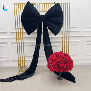 Lazo de Terciopelo Gigante Elegante, Nuevo, Directo de Fábrica LEDA, 120x250cm, para Decoración de Fiestas Navideñas en Interiores/Exteriores (Rosa) - Product Image 3