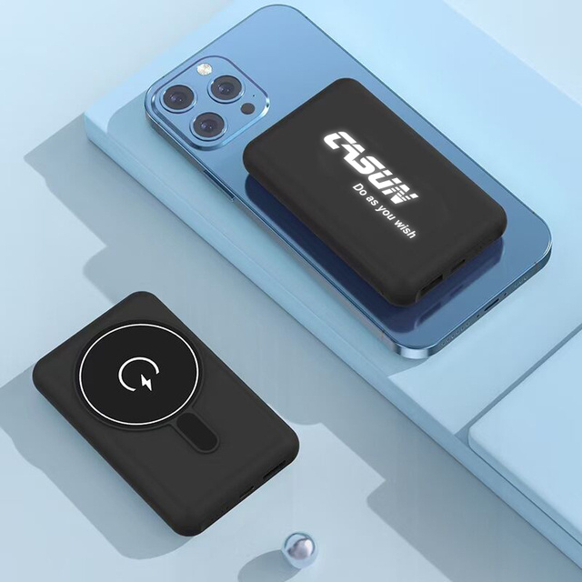 Customized OEM 15W Magnetic Wireless Power Bank with Luminous logo