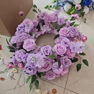 Ghirlanda di Rose Artificiali Bianche Portacandele Decorazione Centrotavola Floreale per Candelieri Centrotavola per Matrimoni - Product Image 4