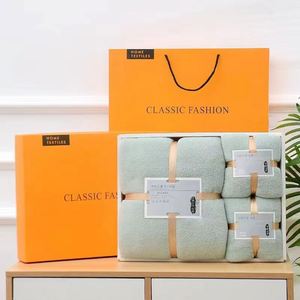 Nouvel ensemble de 3 serviettes en microfibre polaire corail 2026, séchage rapide, absorbantes, pour spa, cheveux, natation, visage, mains et bain, usage domestique - Product Image 1