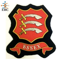 Écusson de blazer OEM personnalisé, brodé à la main, à coudre, en feutre 3D, durable, avec fils dorés et blancs, motif bouillon, pour officier de recrutement