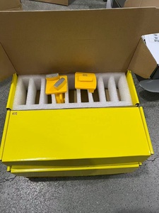 Plaques de meulage diamantées à liaison métallique à 2 segments Redi Lock haute dureté, épaisseur 12 mm, disques abrasifs personnalisables OEM - Product Image 3