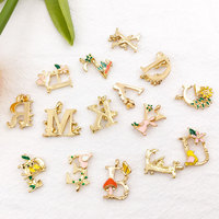 Breloques en émail avec lettres de l'alphabet de A à Z, pendentif en forme de fleur pour Bracelet et collier, fabrication artisanale de bijoux