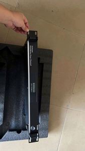 ระบบไมโครโฟนไร้สาย UHF แบบพกพา AOSHEN 4 ช่องสัญญาณ ระยะไกลพิเศษ พร้อมเสาอากาศและเครื่องขยายเสียง รุ่น BK890 - Product Image 4