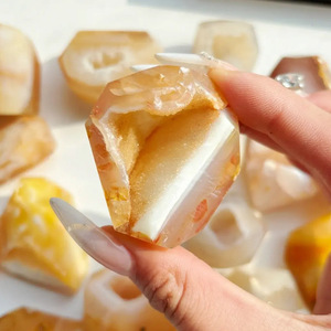 Venta al por Mayor de Geodas de Ágata Natural de Alta Calidad, Piedra Curativa de Forma Libre, Piedra Pulida para Decoración del Hogar - Product Image 3