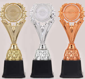 مصنع تجريبي بالجملة قمم قابلة للتغيير الجوائز الرياضية الحرفية مخصص مدرسة كرة القدم الرياضة جائزة الكأس البلاستيكية الصغيرة - Product Image 1