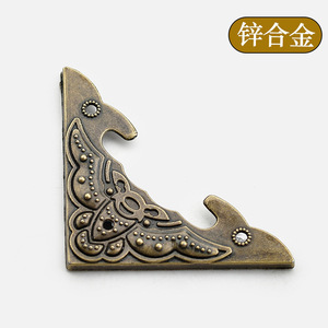 Zinc Alloy Bat Shaped <b>Corner</b> <b>Protector</b> Bronze Plated For Wooden Box Decorative Edge Guard - Product Image 3