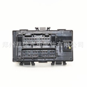 Mini boîte à fusibles Hyundai 91951-2S000, relais pour voiture Ix35, pièce de rechange électrique - Product Image 4