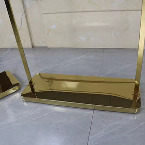 Muebles de vidrio de Metal personalizados de oro Boutique para tienda de <span class=keywords><strong>ropa</strong></span> de <span class=keywords><strong>mujer</strong></span> estante de exhibición de <span class=keywords><strong>ropa</strong></span> de <span class=keywords><strong>mujer</strong></span> soporte para uso de boda al por menor - Product Image 4